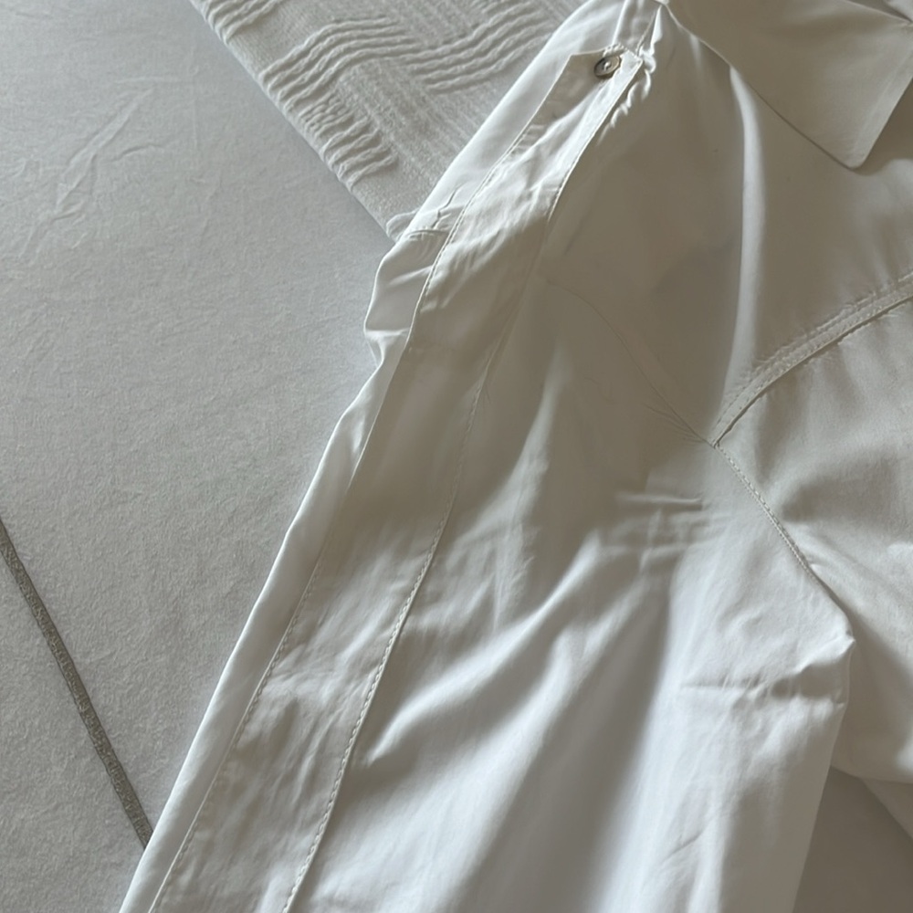 White cotton shirt - Picture 4 of 10
